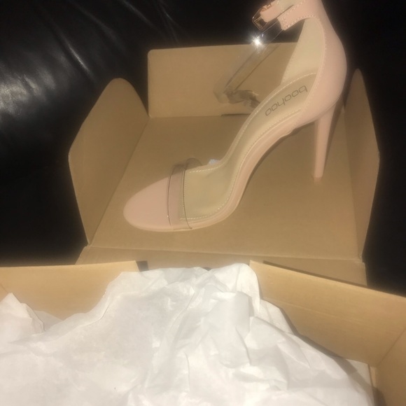 High heels - Picture 2 of 5